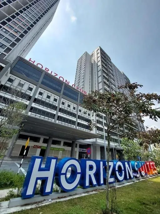 Horizon Suite, Sepang L25 Apartment